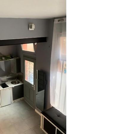 شقة Spacious Bright Split Level Flat In The Fashionable Marais باريس المظهر الخارجي الصورة